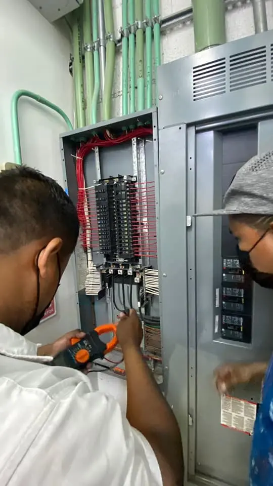 Instalación de contactos Toluca